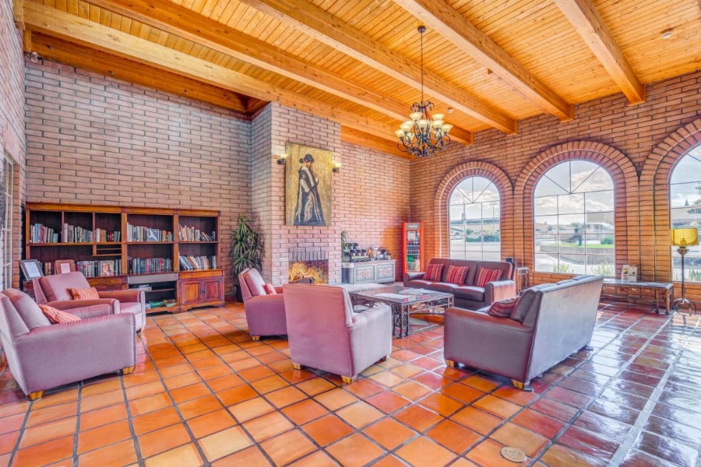Sierra Suites Image 18